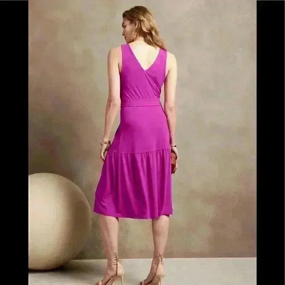 Banana Republic Knit Midi Dress - Picture 2 of 6
